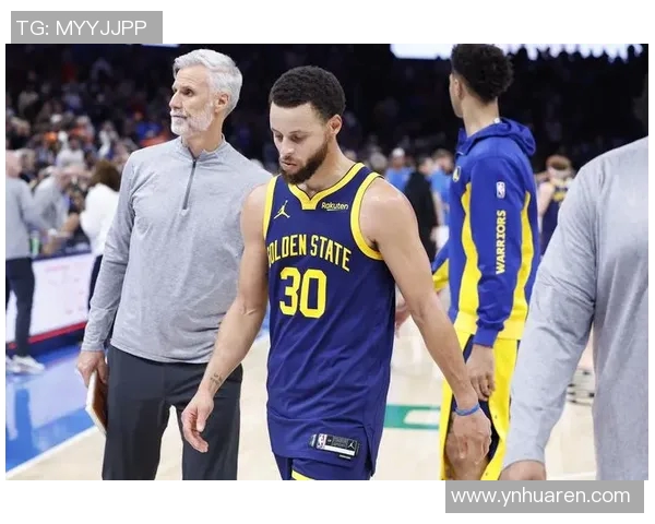 篮网骑士足球明星阵容全解析及球员表现回顾